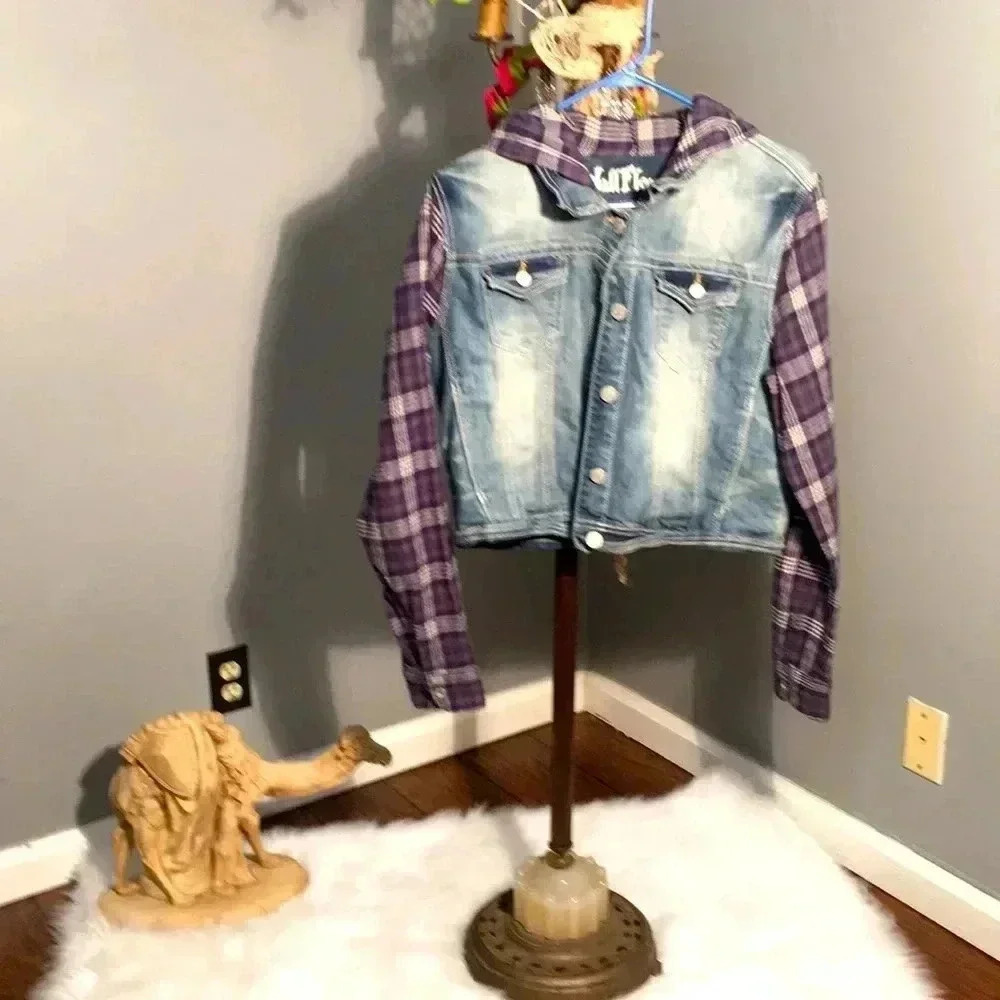 Wallflower xl Jean jacket hooded b2